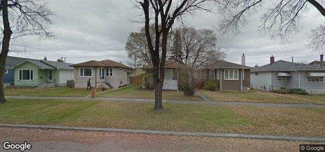 221 Burrin Avenue（加拿大曼尼托巴省温尼伯市）房屋照片