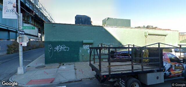 Larawan ng 223 Belmont Avenue sa Winnipeg, Manitoba