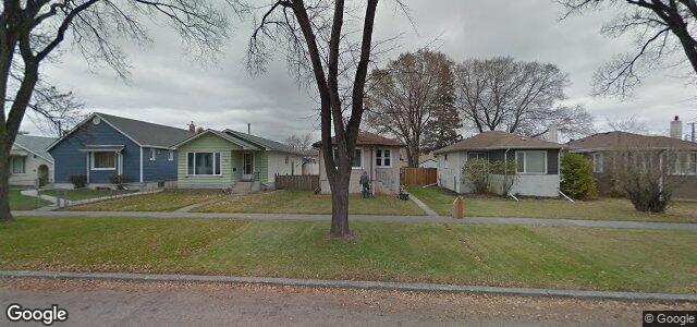 Larawan ng 225 Burrin Avenue sa Winnipeg, Manitoba