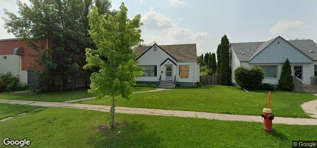 Larawan ng 228 Enniskillen Avenue sa Winnipeg, Manitoba