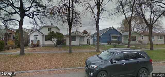 Larawan ng 233 Burrin Avenue sa Winnipeg, Manitoba