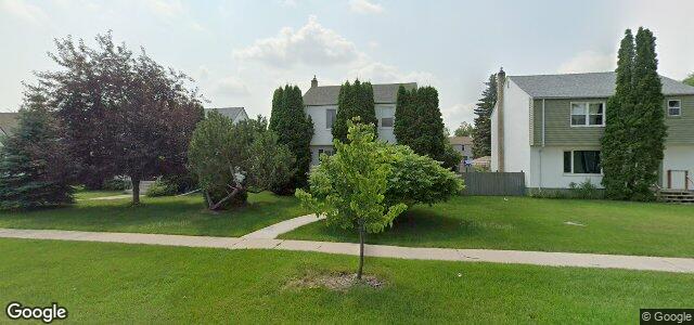 Larawan ng 236 Enniskillen Avenue sa Winnipeg, Manitoba