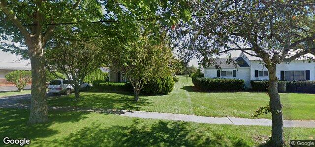 Larawan ng 240 Forrest Avenue sa Winnipeg, Manitoba