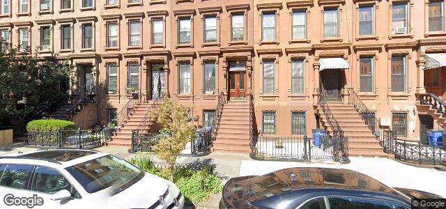 Larawan ng 241 Jefferson Avenue sa Winnipeg, Manitoba