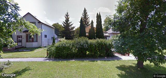 Larawan ng 242 Semple Avenue sa Winnipeg, Manitoba