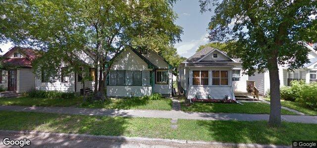 Larawan ng 245 Kilbride Avenue sa Winnipeg, Manitoba
