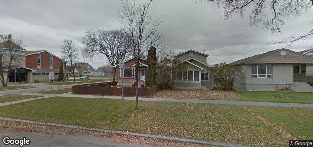 Larawan ng 247 Burrin Avenue sa Winnipeg, Manitoba