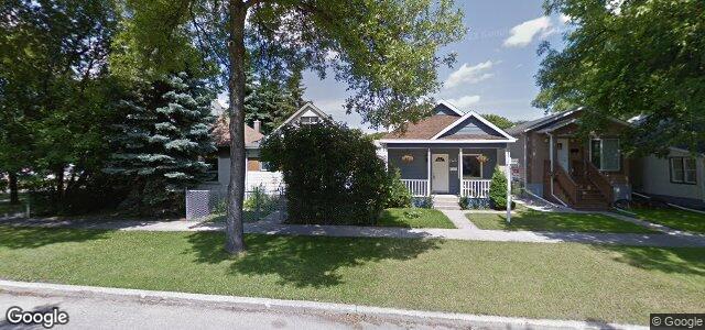 Larawan ng 247 Semple Avenue sa Winnipeg, Manitoba