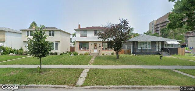 Larawan ng 251 Enniskillen Avenue sa Winnipeg, Manitoba