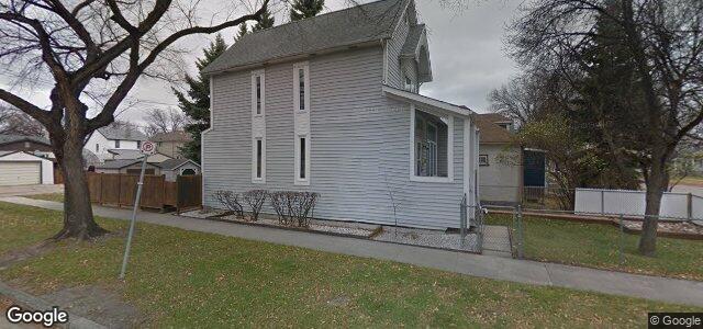 Larawan ng 251 Semple Avenue sa Winnipeg, Manitoba