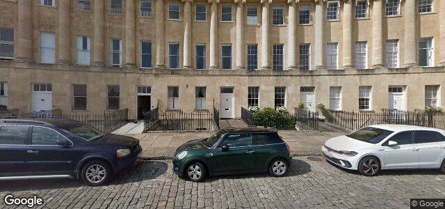 Larawan ng 26 Royal Crescent sa Winnipeg, Manitoba