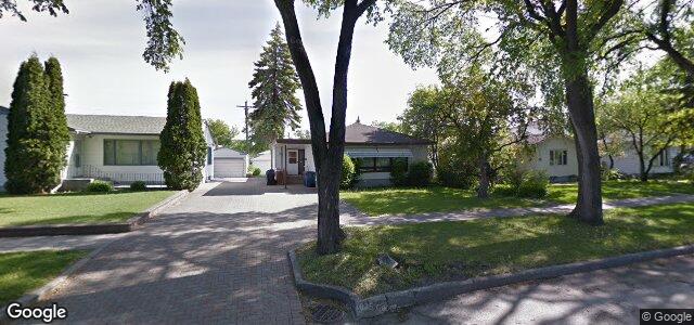 Larawan ng 265 Seven Oaks Avenue sa Winnipeg, Manitoba