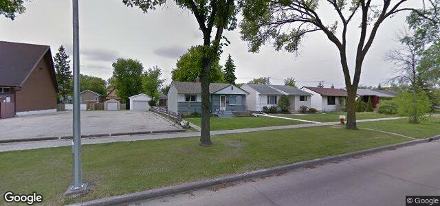 Larawan ng 270 Burrin Avenue sa Winnipeg, Manitoba