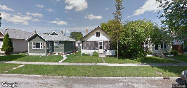 Larawan ng 271 Kilbride Avenue sa Winnipeg, Manitoba