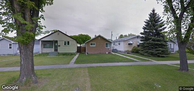 Photo of 273 Burrin Avenue in Winnipeg, Manitoba