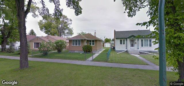 Photo of 281 Burrin Avenue in Winnipeg, Manitoba