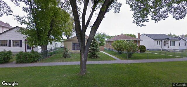 Photo of 283 Burrin Avenue in Winnipeg, Manitoba