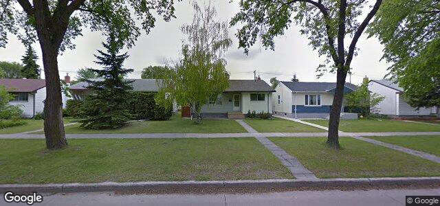 Larawan ng 284 Burrin Avenue sa Winnipeg, Manitoba
