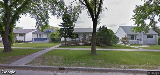 Larawan ng 292 Burrin Avenue sa Winnipeg, Manitoba