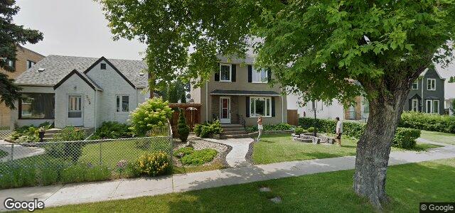 Larawan ng 304 Enniskillen Avenue sa Winnipeg, Manitoba