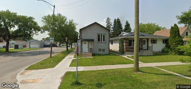 Larawan ng 310 Semple Avenue sa Winnipeg, Manitoba