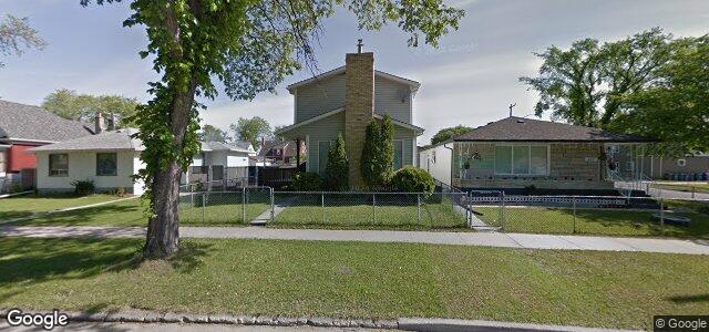 Larawan ng 311 Seven Oaks Avenue sa Winnipeg, Manitoba