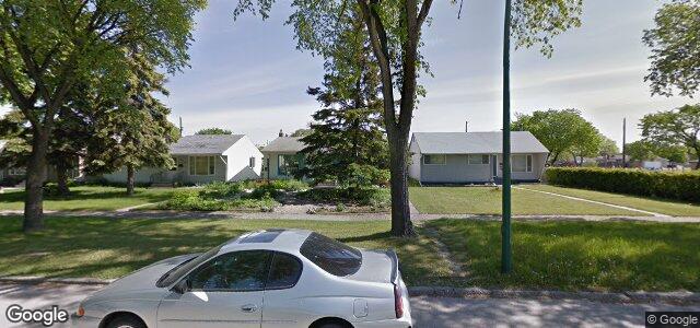 313 Burrin Avenue（加拿大曼尼托巴省温尼伯市）房屋照片