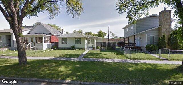 Photo of 315 Seven Oaks Avenue in Winnipeg, Manitoba