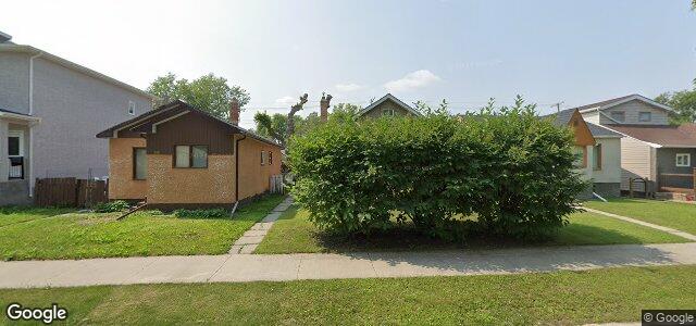 Larawan ng 320 Kilbride Avenue sa Winnipeg, Manitoba