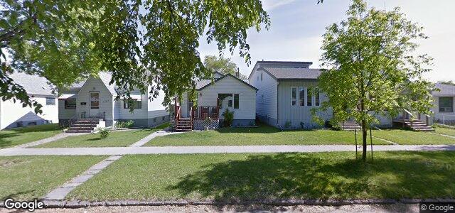 Larawan ng 321 Seven Oaks Avenue sa Winnipeg, Manitoba