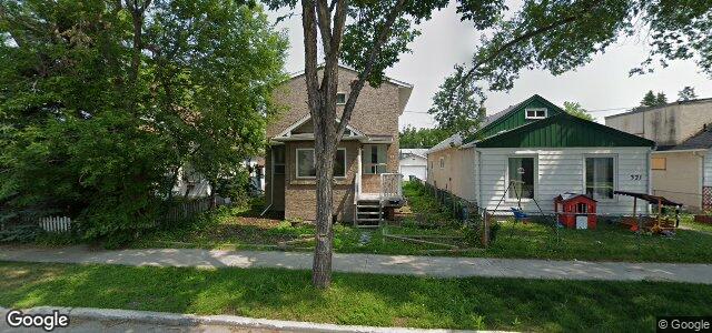 Larawan ng 323 Kilbride Avenue sa Winnipeg, Manitoba