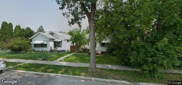 Larawan ng 329 Kilbride Avenue sa Winnipeg, Manitoba