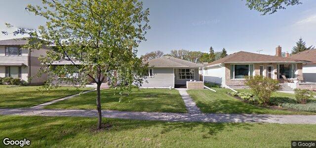 Larawan ng 330 Matheson Avenue sa Winnipeg, Manitoba