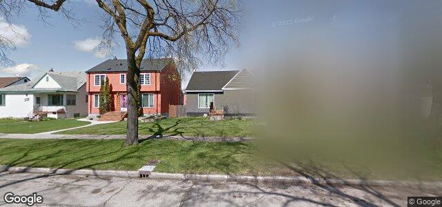 Photo of 331 Mcadam Avenue in Winnipeg, Manitoba