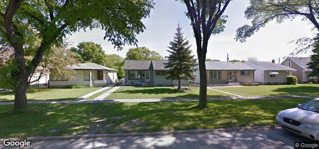 Larawan ng 333 Burrin Avenue sa Winnipeg, Manitoba