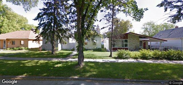 Larawan ng 333 Seven Oaks Avenue sa Winnipeg, Manitoba