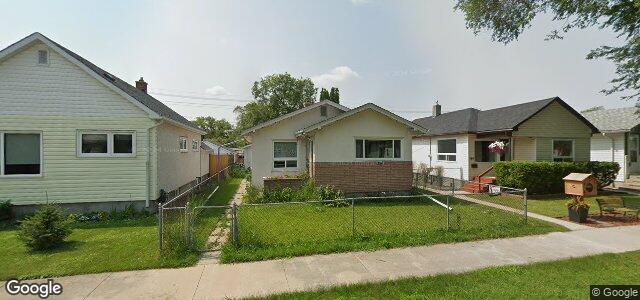 Larawan ng 336 Kilbride Avenue sa Winnipeg, Manitoba