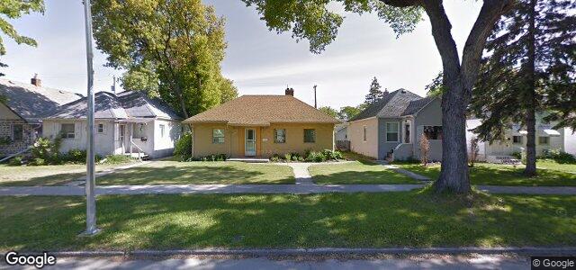 Larawan ng 339 Seven Oaks Avenue sa Winnipeg, Manitoba