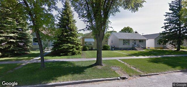 Larawan ng 341 Rupertsland Avenue sa Winnipeg, Manitoba