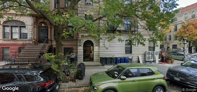 Larawan ng 348 Jefferson Avenue sa Winnipeg, Manitoba