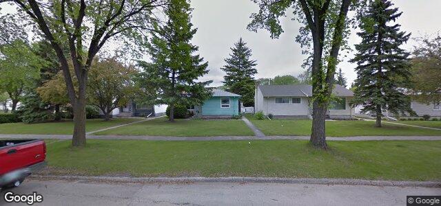 Larawan ng 353 Burrin Avenue sa Winnipeg, Manitoba