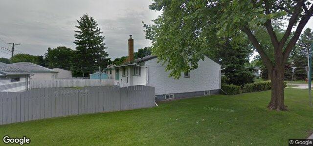 Larawan ng 355 Burrin Avenue sa Winnipeg, Manitoba