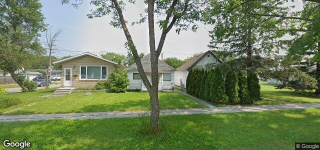 Larawan ng 355 Semple Avenue sa Winnipeg, Manitoba