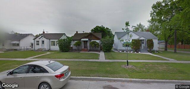 Larawan ng 355 Smithfield Avenue sa Winnipeg, Manitoba