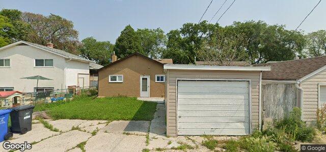 Larawan ng 376 Kilbride Avenue sa Winnipeg, Manitoba