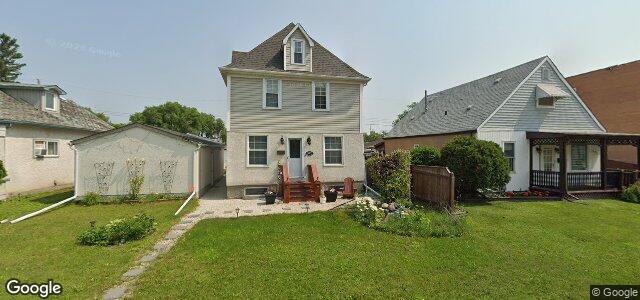 Larawan ng 377 Kingsbury Avenue sa Winnipeg, Manitoba