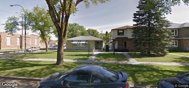 Larawan ng 377 Matheson Avenue sa Winnipeg, Manitoba