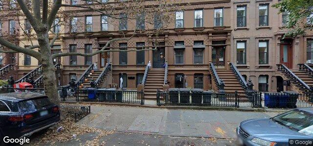 Larawan ng 378 Jefferson Avenue sa Winnipeg, Manitoba