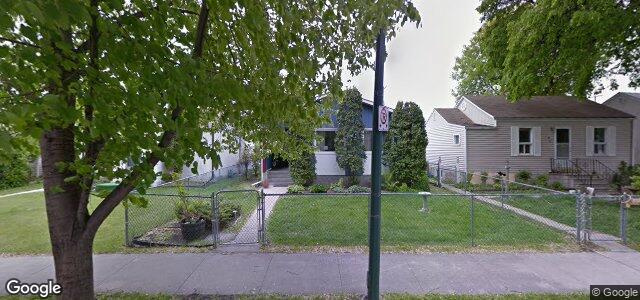 Larawan ng 378 Kilbride Avenue sa Winnipeg, Manitoba