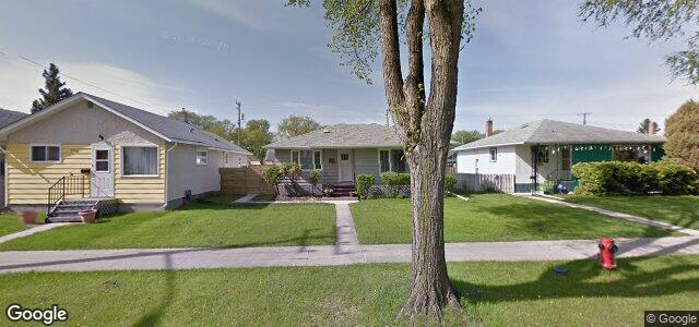 Larawan ng 382 Semple Avenue sa Winnipeg, Manitoba
